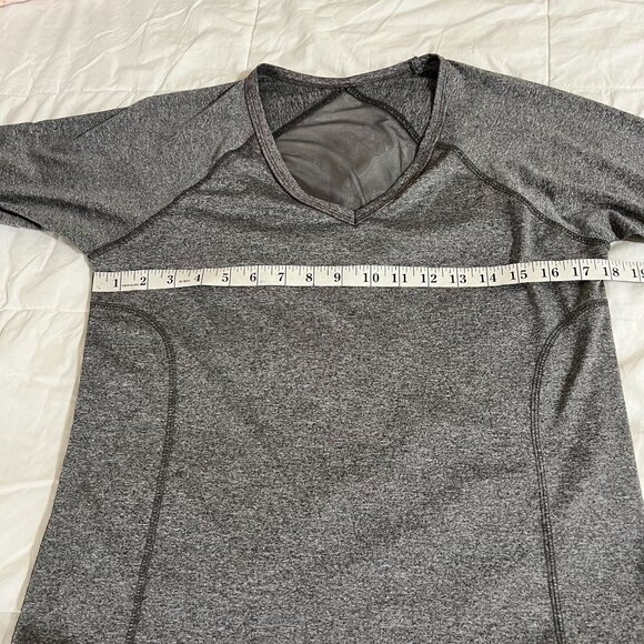 Beverly Hill Polo Club Athletic Top Womens Small Gray Stretch pullover Casual - Picture 3 of 7